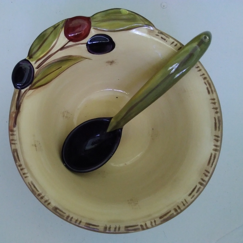 Beautiful clay art serving bowl with spoon